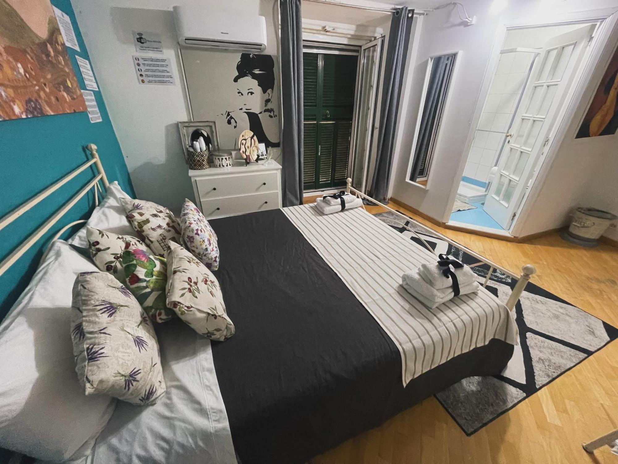 Plebiscito Charme Rooms Napoli Exterior foto