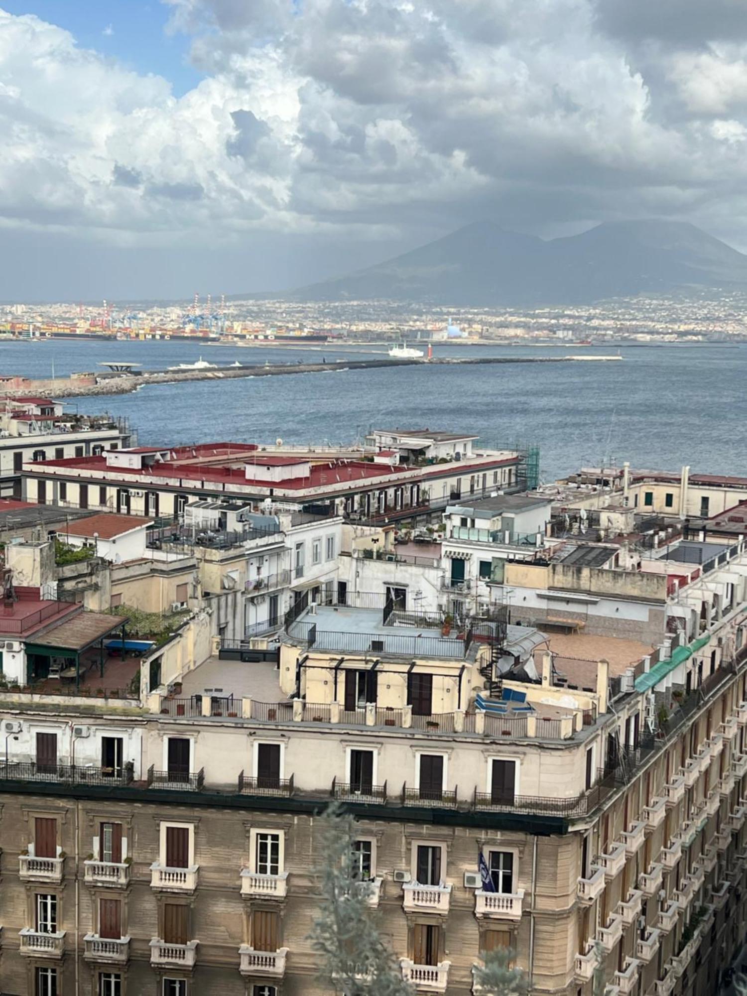 Plebiscito Charme Rooms Napoli Exterior foto