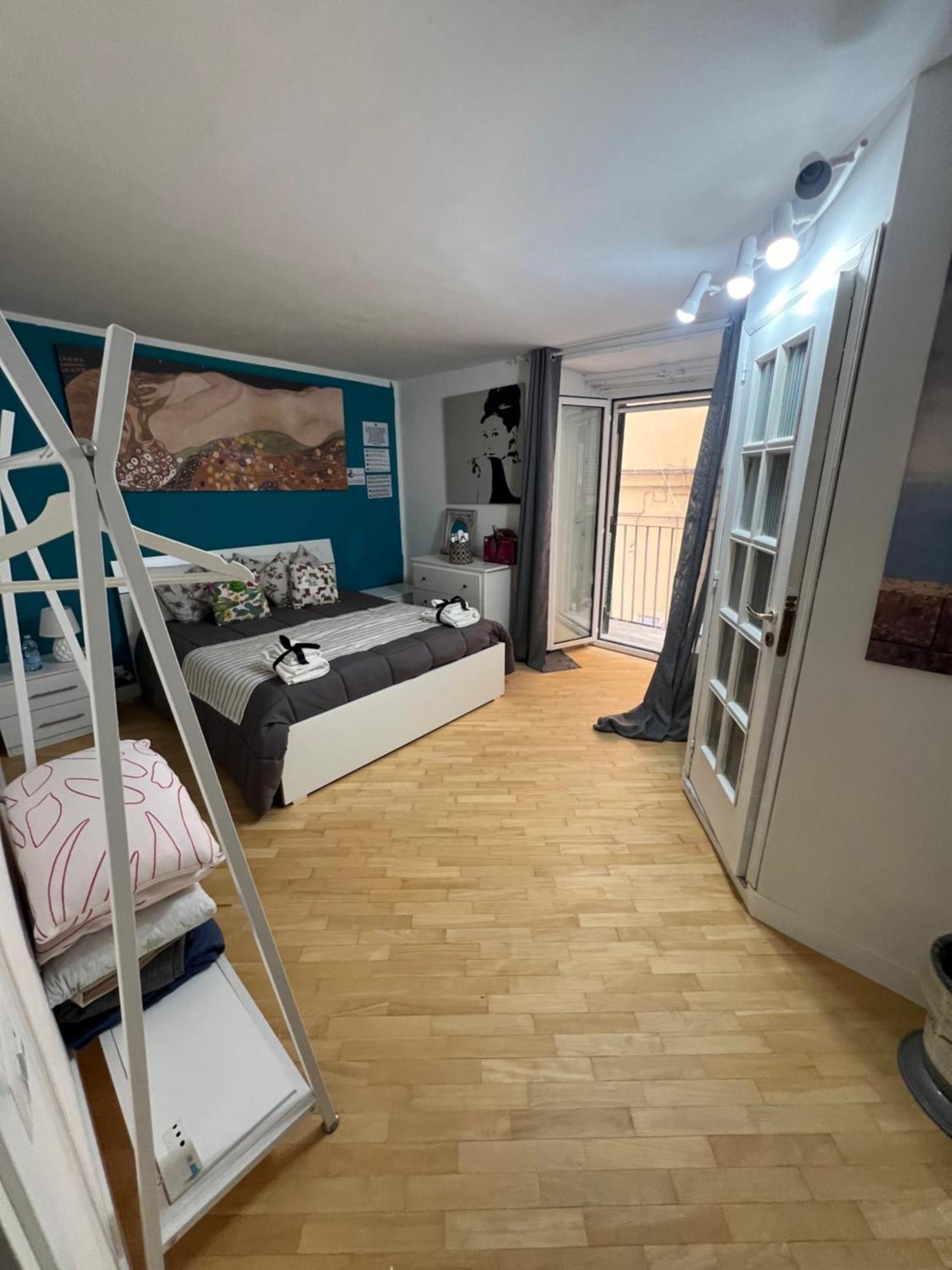 Plebiscito Charme Rooms Napoli Exterior foto