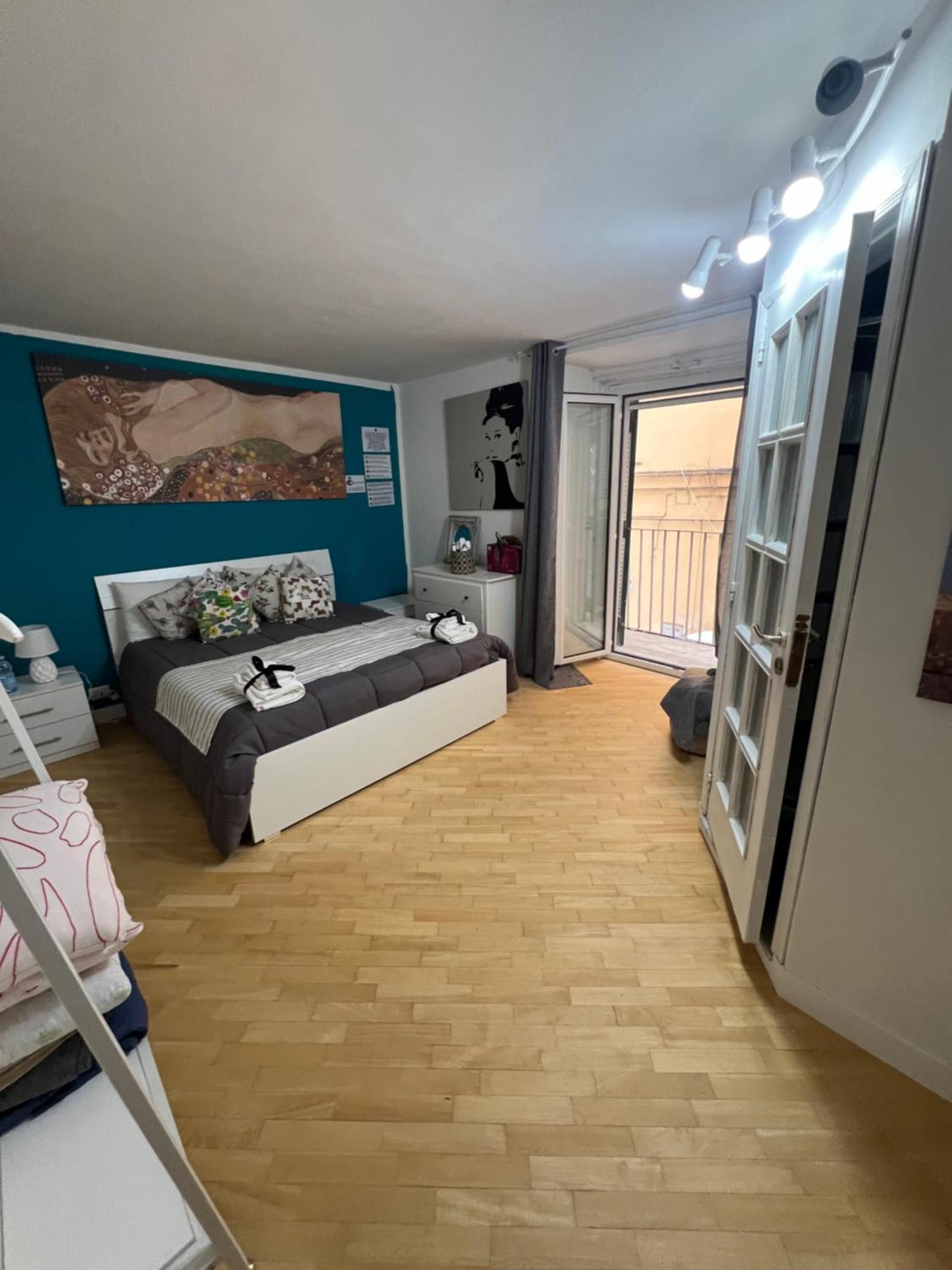Plebiscito Charme Rooms Napoli Exterior foto
