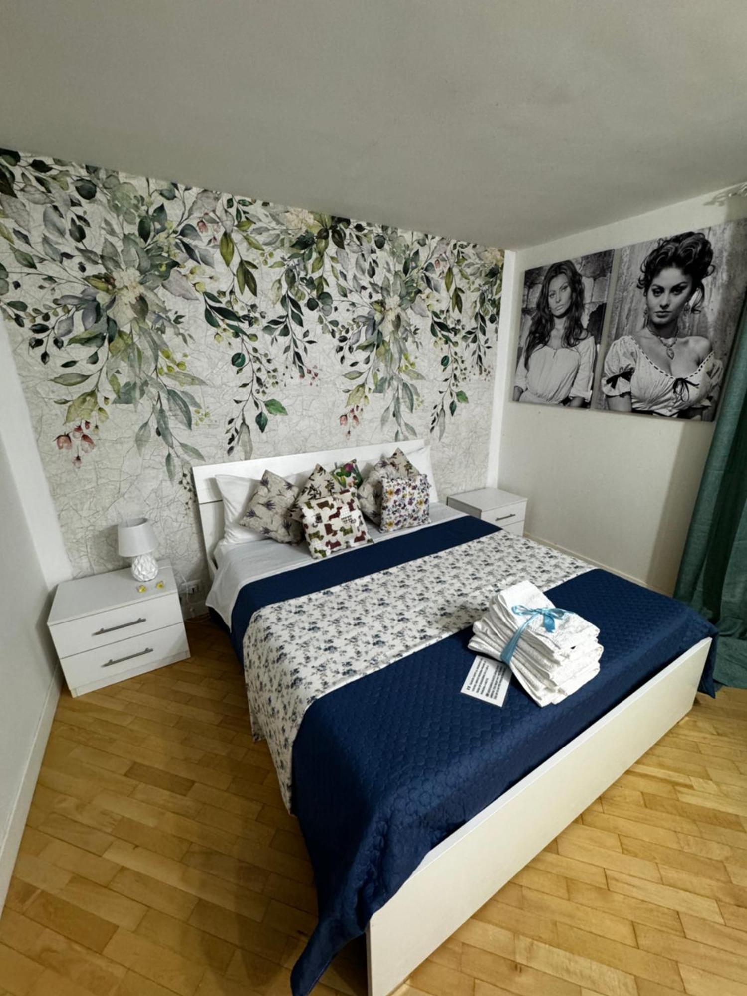 Plebiscito Charme Rooms Napoli Exterior foto