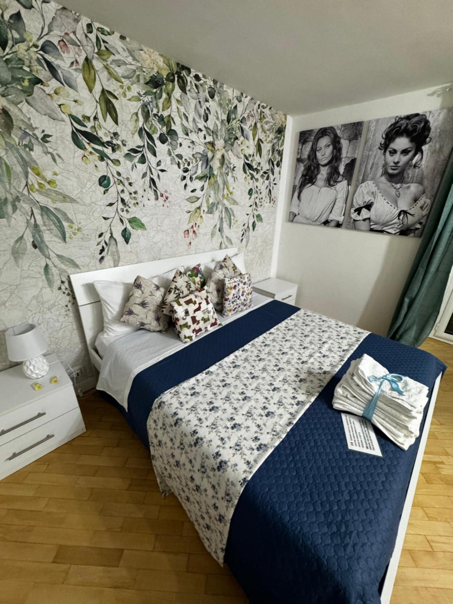 Plebiscito Charme Rooms Napoli Exterior foto